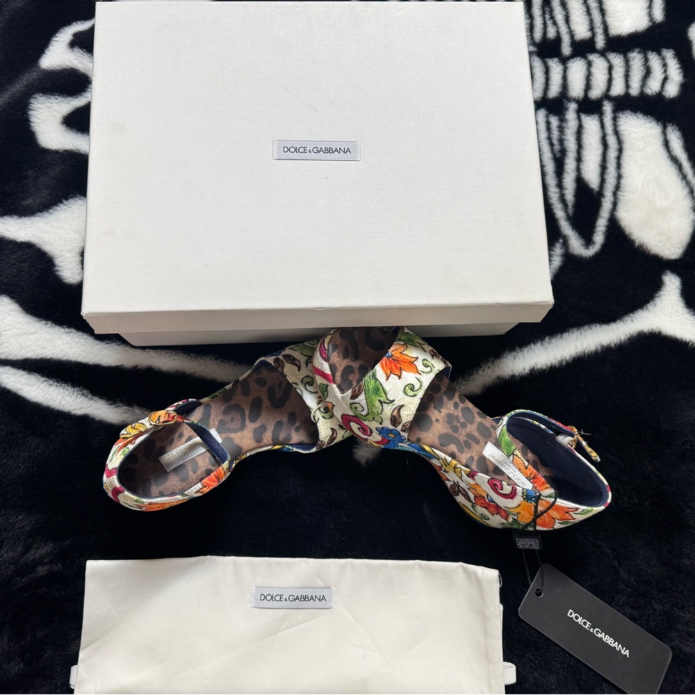 Dolce & Gabbana Majolica Multicolor Girls platform Dress Shoes